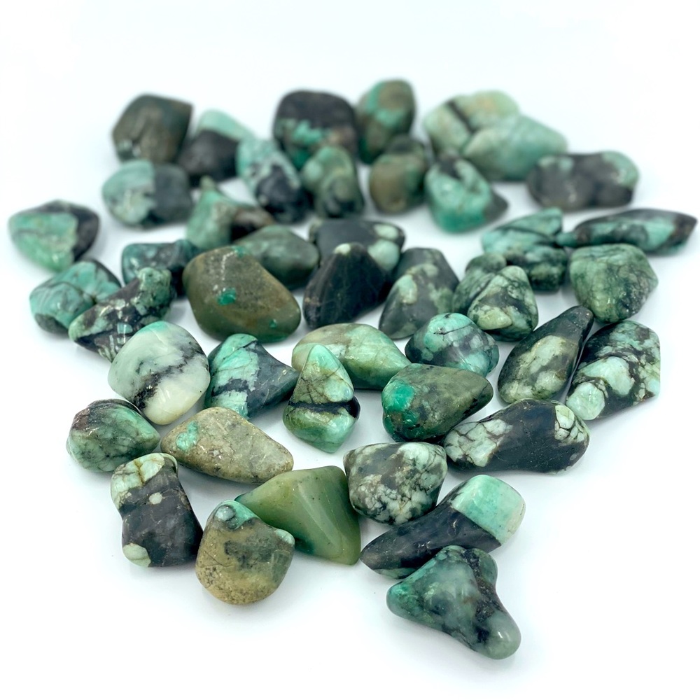 Emerald Tumbled Stones